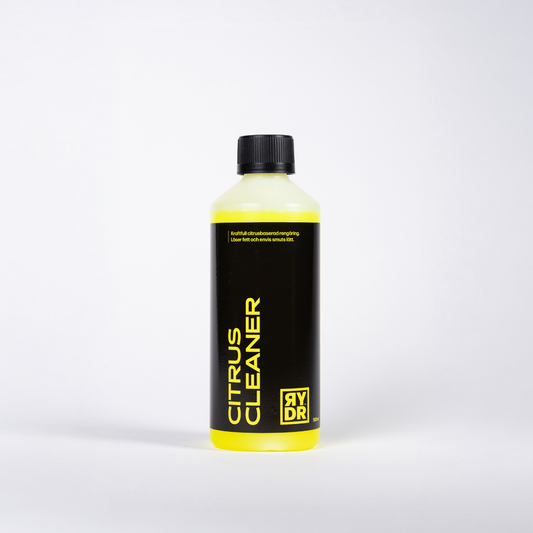 Vit flaska med gul RYDR Citrus cleaner, 500ml