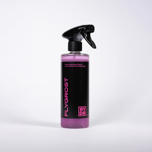 Genomskinlig sprayflaska med transparent mörkrosa RYDR Flygrost, 500ml.